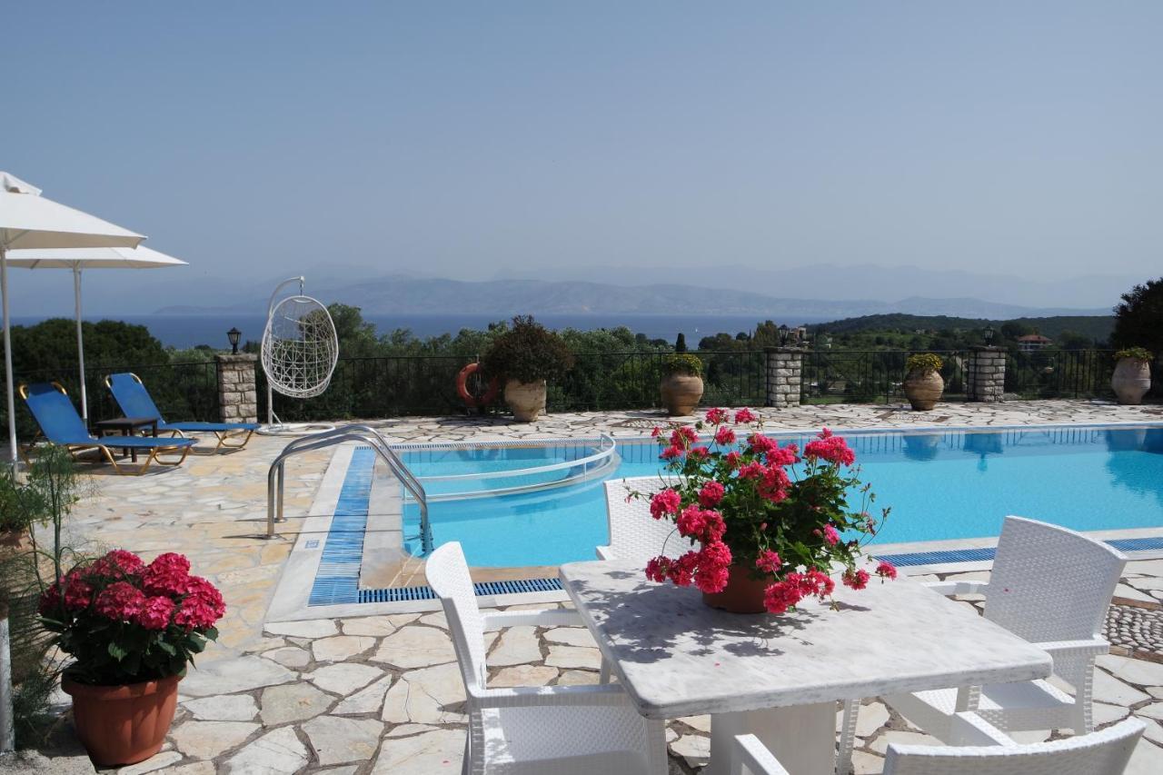 Villa Bacchus Kassiopi Corfu Exteriér fotografie