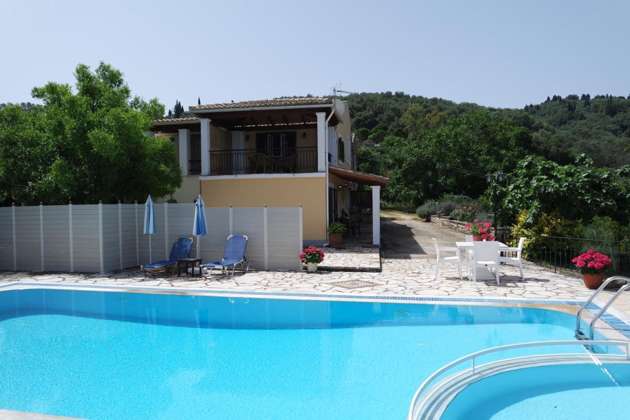 Villa Bacchus Kassiopi Corfu Exteriér fotografie